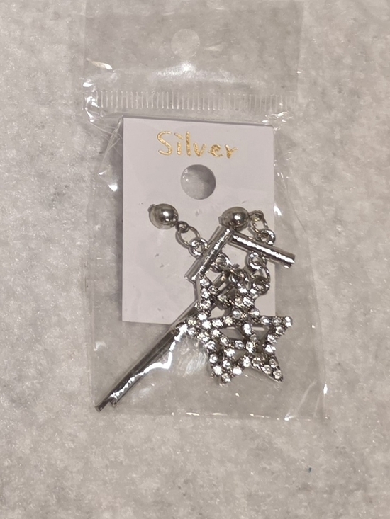 Jewelry - Silver Rhinestone Star Dangle Post Earrings